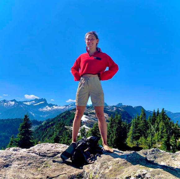 Profile Picture of Sage Bergerson (@sabergerson17) on Poshmark