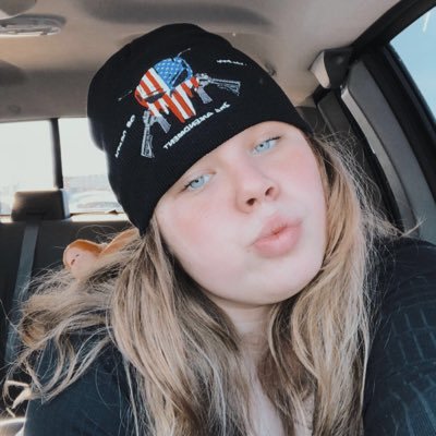 Profile Picture of Danielle Holbert (@DanielleHolbert) on Twitter