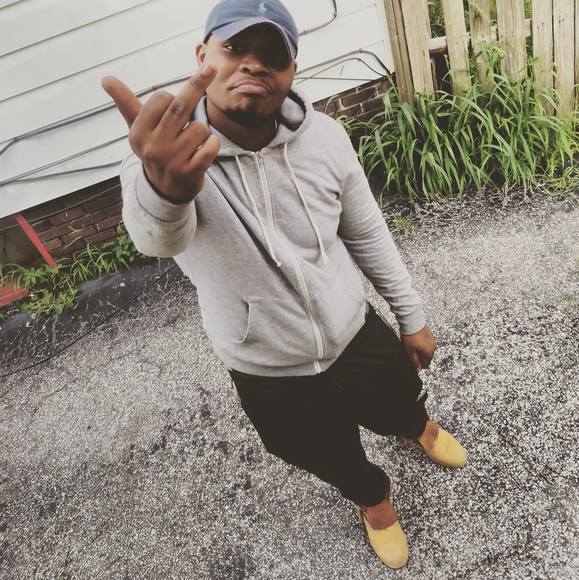 Profile Picture of Kickdoee Kickdoee (@kickdoee) on Poshmark