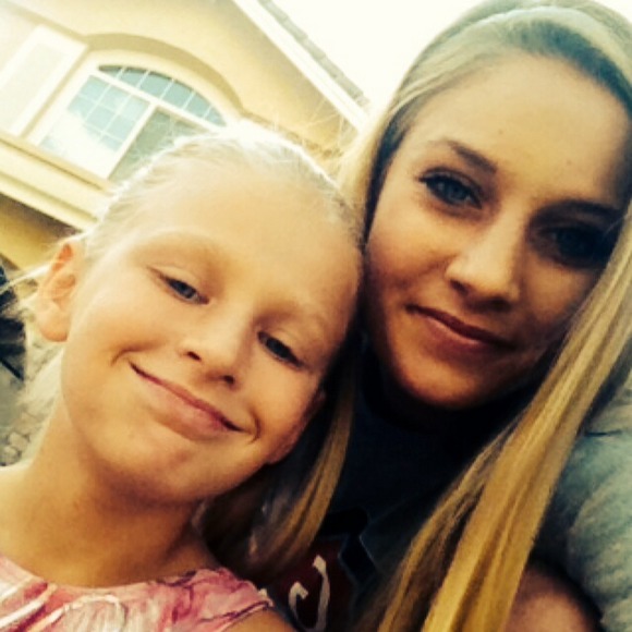 Profile Picture of Katarina Mcgaughy (@kitkat1303) on Poshmark