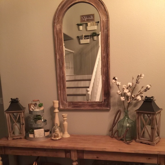 Profile Picture of Beth Whittington (@ewhitt2) on Poshmark