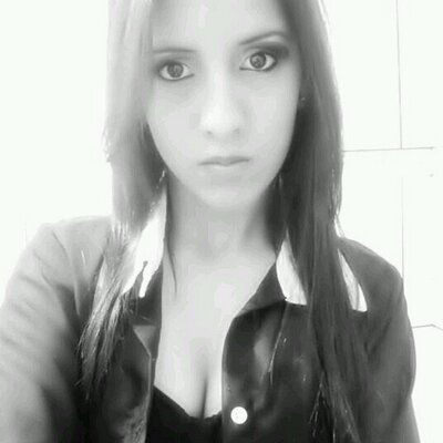 Profile Picture of Suelen (@Suh_Caroline) on Twitter