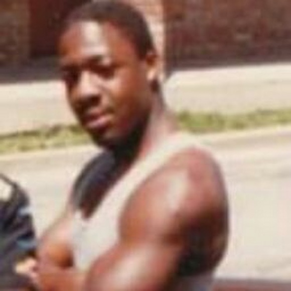 Profile Picture of Earl Reed (@broreed55) on Poshmark