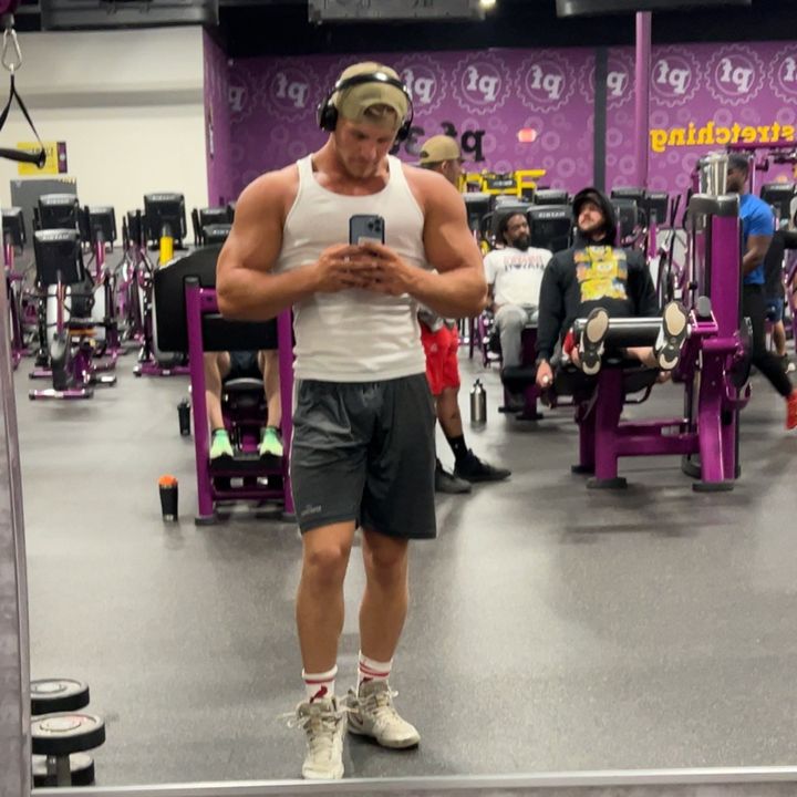 Profile Picture of Zachary Flohr (@zacharyflohr) on Tiktok