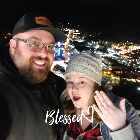 Profile Picture of Katelyn Blackburn (@kateywatey34) on Poshmark