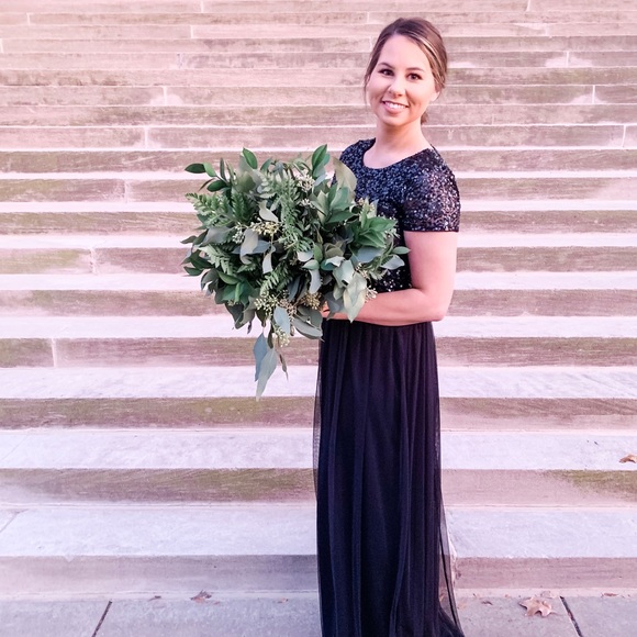 Profile Picture of Miranda Coe (@mirandalkolb) on Poshmark