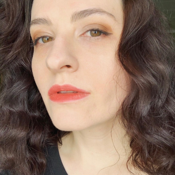 Profile Picture of Debra Rayhill (@astronautfalcon) on Poshmark