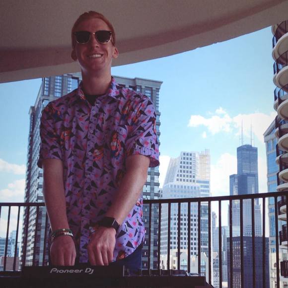 Profile Picture of Kyle Lutz (@kylelutz4444) on Poshmark