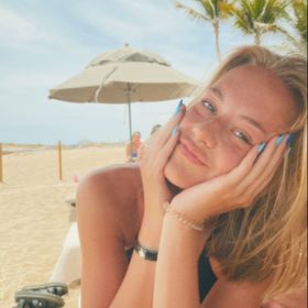 Profile Picture of hannah eilers :))) (@joyeilers) on Pinterest
