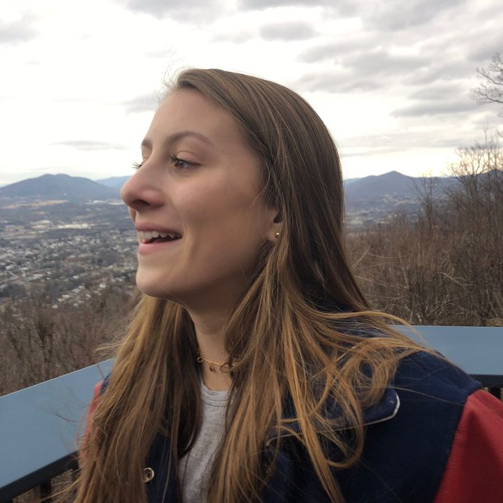 Profile Picture of Angie (@ang_falleni) on Tiktok