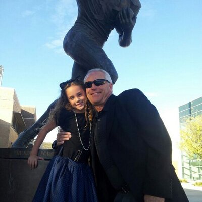 Profile Picture of Clay Richardson (@ClayCoachrich) on Twitter