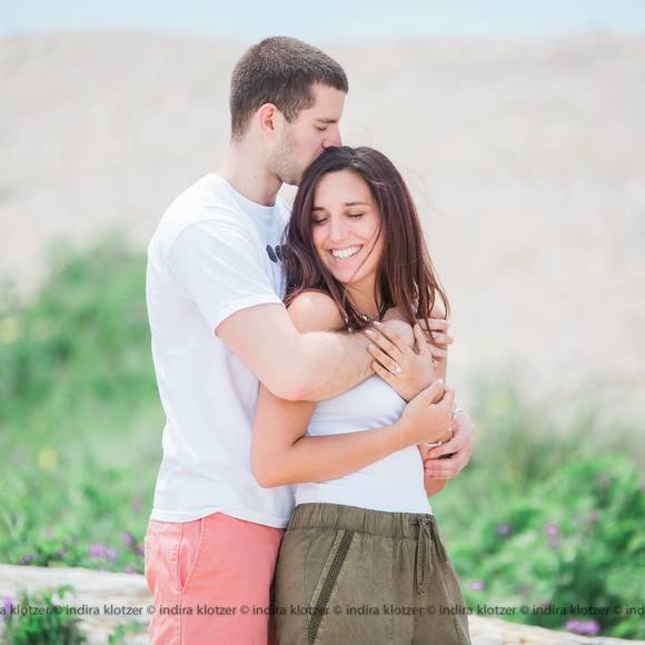 Profile Picture of Danielle Alfano tisser (@danvictoria3) on Poshmark