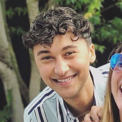 Profile Picture of Alexander Hartwell (@Alexdhartwell) on Twitter
