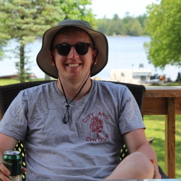 Profile Picture of Craig Rice (@craigericee) on Poshmark