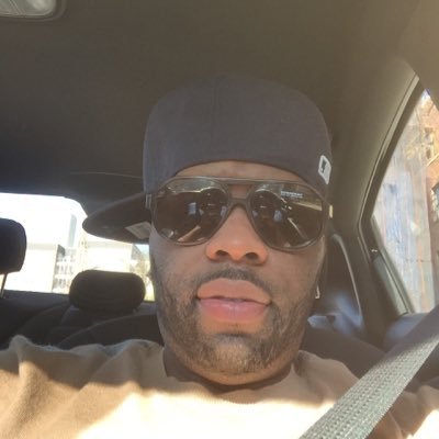 Profile Picture of Boxhill Boy (@dardar83) on Twitter