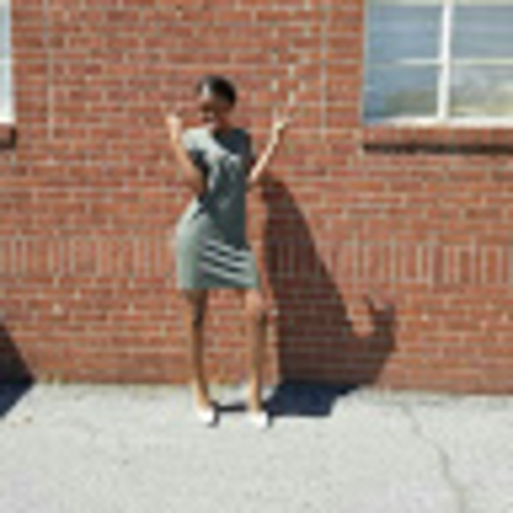 Profile Picture of Kerbysha Fils (@kerbysha) on Poshmark