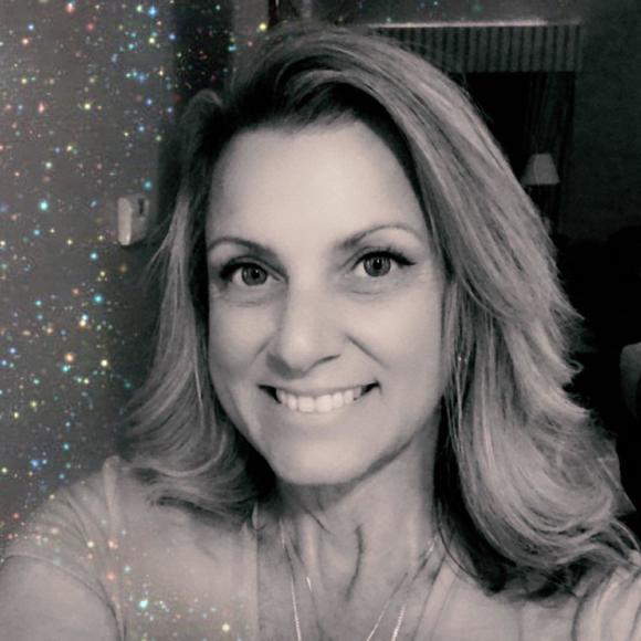 Profile Picture of Michaelene Colbert (@mdc7523) on Poshmark