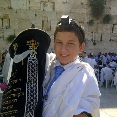 Profile Picture of Etan Joseph Heyman (@EtanHey1234) on Twitter