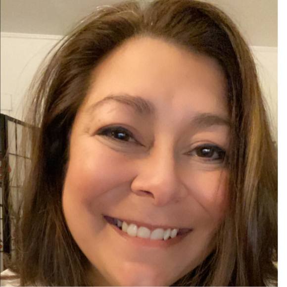 Profile Picture of Joy Groff (@mommyjoy5) on Poshmark