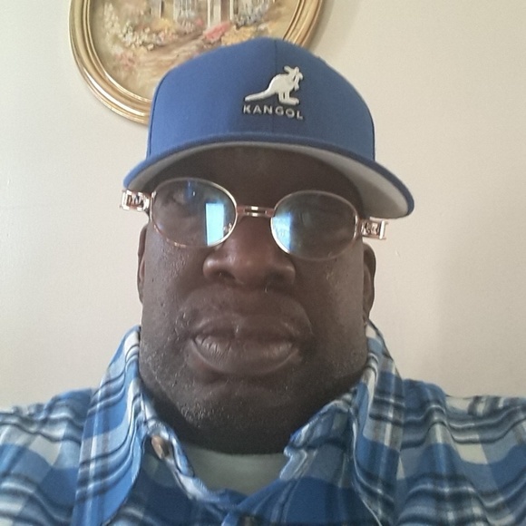 Profile Picture of Allen Lindsey (@lindseyal78) on Poshmark