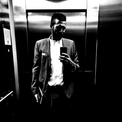 Profile Picture of Carl Van Der Bergon Twitter