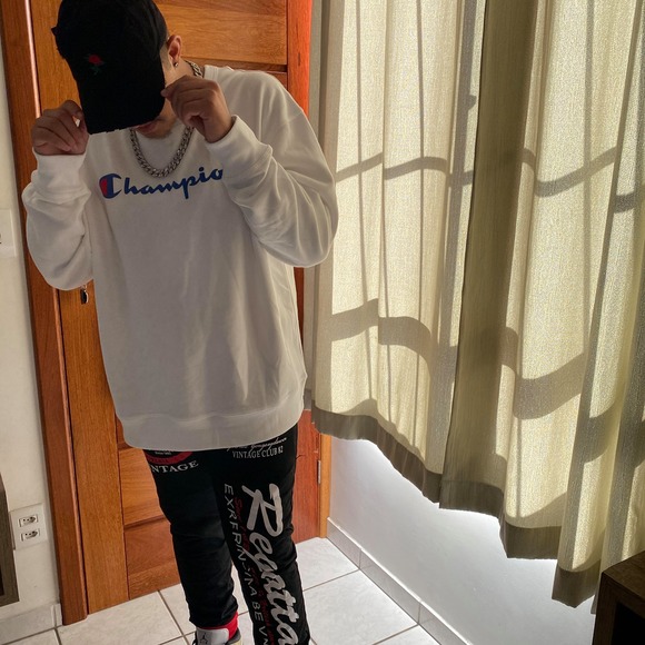 Profile Picture of Diego Alves (@diegosalesalves) on Poshmark