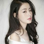 Profile Picture of Crystal 张天爱 (@c_zhangtianai) on Instagram