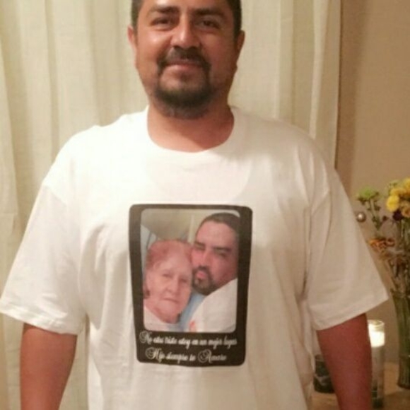 Profile Picture of Joel Paz (@pazjoel18) on Poshmark