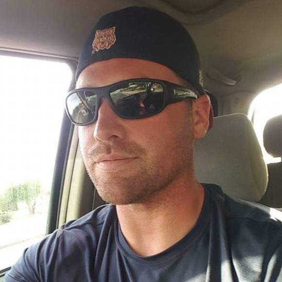 Profile Picture of Danny Sturm (@dsturm520) on Poshmark
