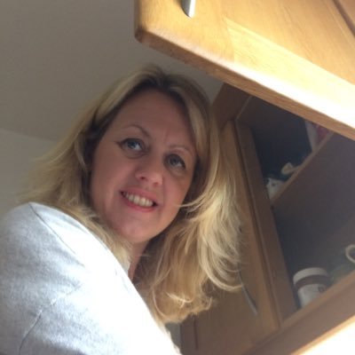 Ginny Davidson Petch - Twitter Profile Picture of Ginny Davidson Petch (@pinnythepoo) on Twitter