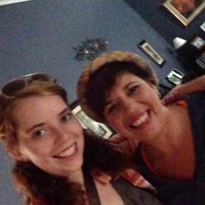 Profile Picture of Christine Button (@ChristineButto4) on Twitter