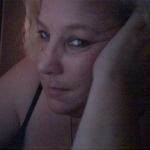 Profile Picture of Nancy Thomas (@tootles4u2) on Poshmark