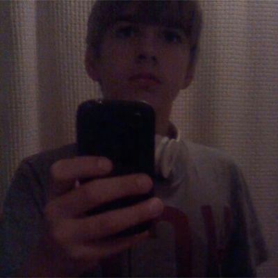 Profile Picture of Mink Fan (@snell_blake) on Twitter