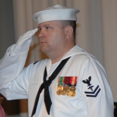 Profile Picture of JOE (@macik21) on Twitter