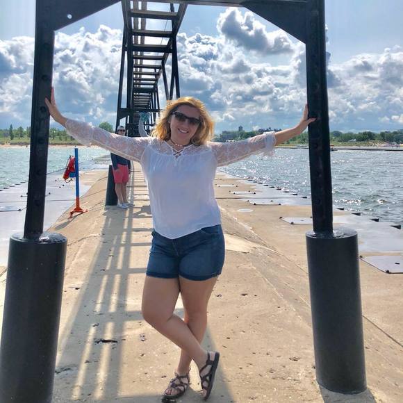 Profile Picture of Regan Rubel (@regrubel) on Poshmark