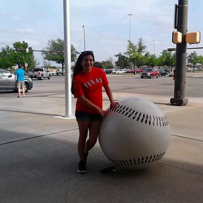 Profile Picture of Haley Alvarado (@HaleyLazaro) on Twitter