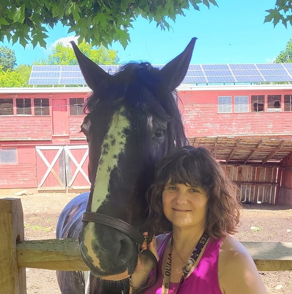 Profile Picture of Vanessa Ghidoni (@vinman350) on Poshmark