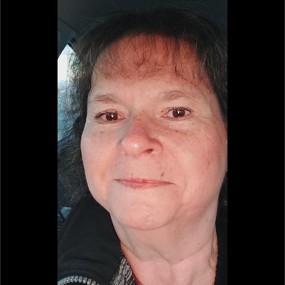Profile Picture of Nancy Eckert (@neckert1) on Poshmark