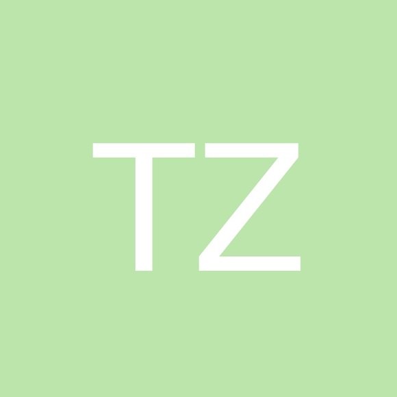 Profile Picture of Trinity Zdunich (@trinityzdunich) on Poshmark