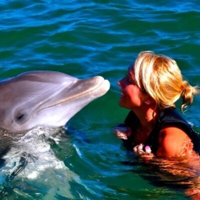 Profile Picture of Emily Keil ☯ (@EmBee2214) on Twitter