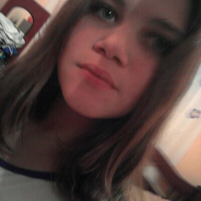 Profile Picture of Julia Ventura (@juliaventura15) on Twitter