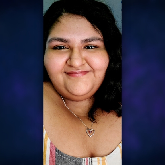 Profile Picture of Gaby Obeso (@ogabsterso) on Poshmark