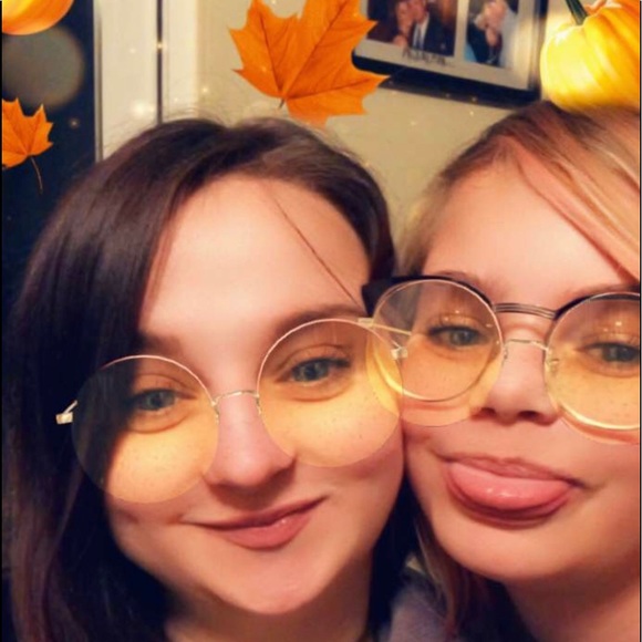 Profile Picture of Trish Rusoff (@trishand70) on Poshmark