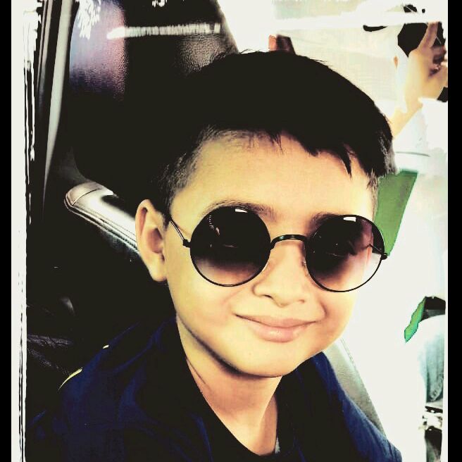 Profile Picture of kenneth giron (@thekennethgironyt) on Tiktok