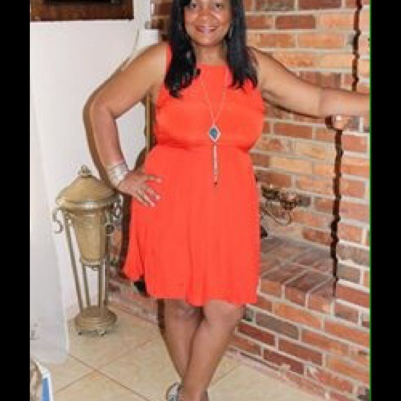 Profile Picture of Pascuala Smith (@pascuala) on Poshmark