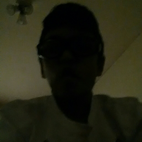 Profile Picture of Daniel Azevedo (@wizard15) on Poshmark