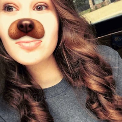Profile Picture of Liz Shultz (@_lizzbee_) on Twitter