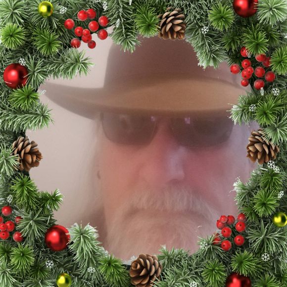 Profile Picture of Tom Grabber (@thomasj_40) on Poshmark