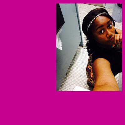 Profile Picture of Maaliia14 (@MaliaCarter3) on Twitter