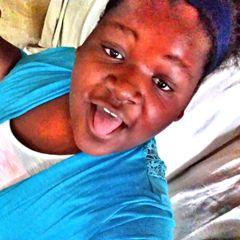 Profile Picture of Chocolate Muffin (@cleowarren1946) on Twitter